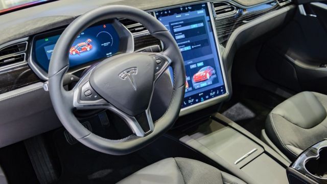 Tesla asked to recall 158,000 cars over safety concerns - BBC News