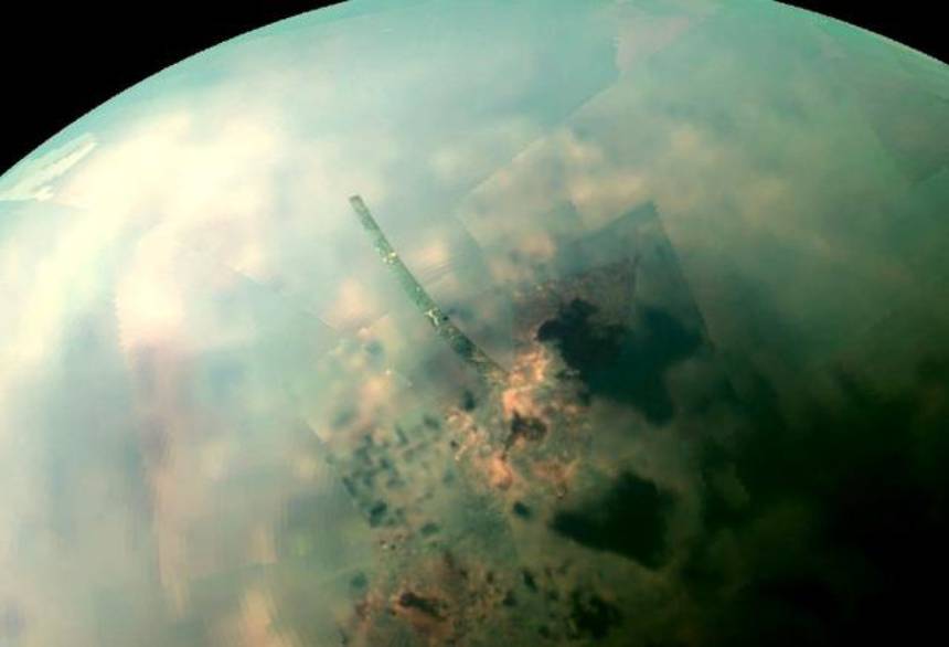 土卫六北极惊现482公里高的不明结构